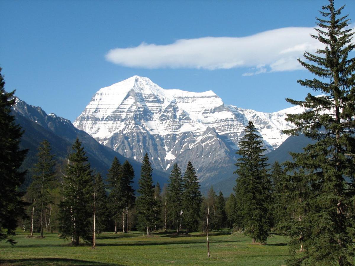 Mount Robson Lodge Exterior photo